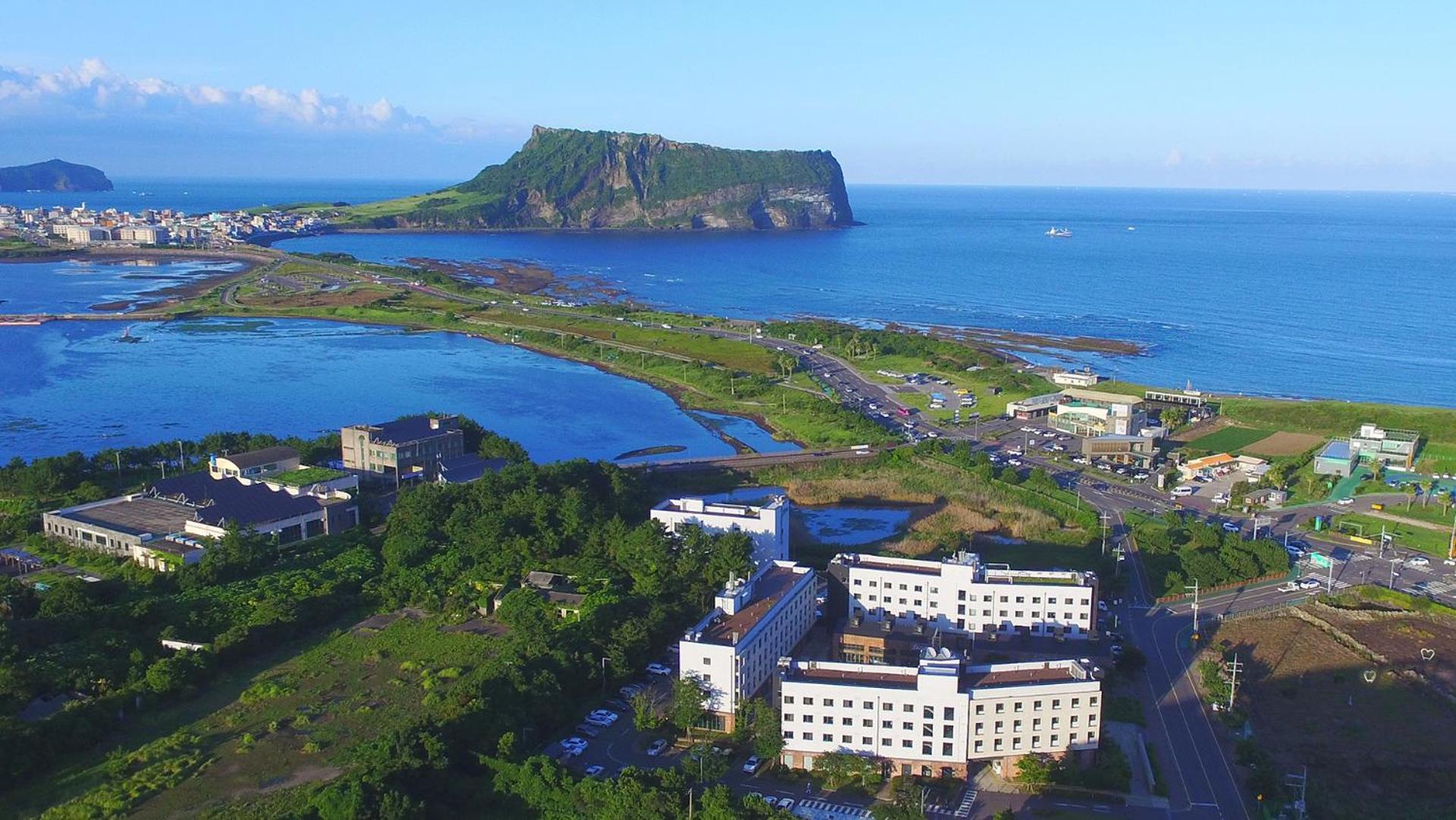 Playce Camp Jeju Hotel Ojo-ri Luaran gambar