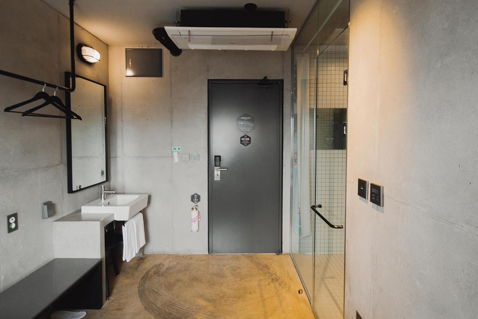 Playce Camp Jeju Hotel Ojo-ri Luaran gambar